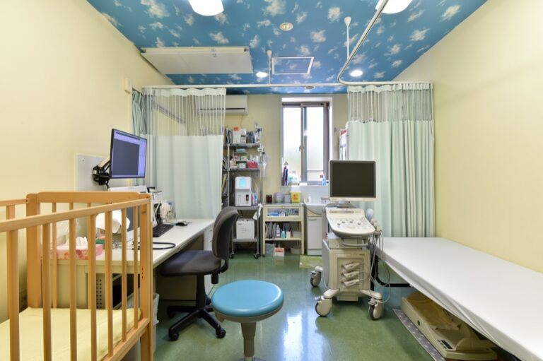 間島医院診察室